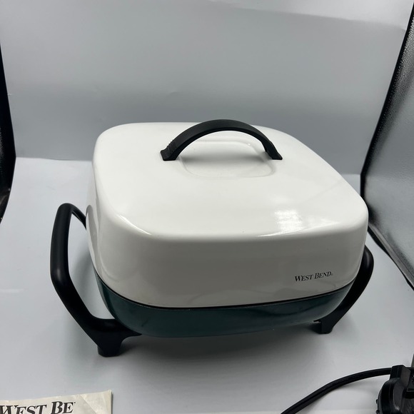 Vintage West Bend Electric Skillet 543J 1200 Watts 120 Volt Tested Camper - Picture 7 of 12